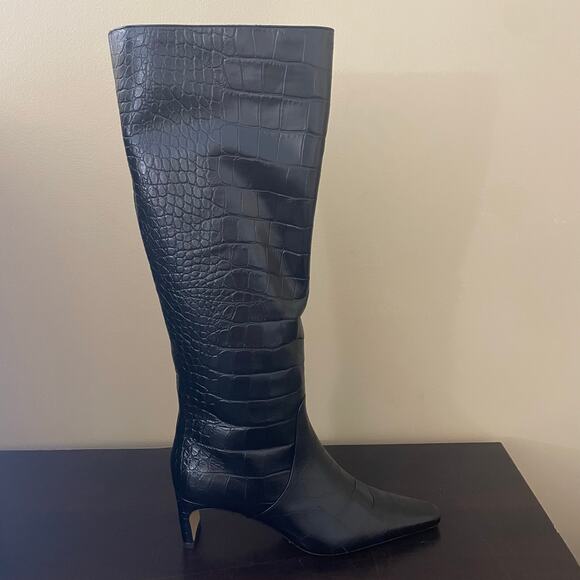 Banana Republic Black Vegan Tall Slouch - Picture 4 of 9